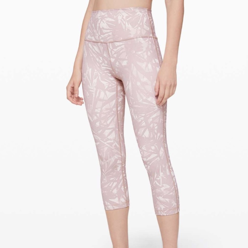 LULULEMON Wunder Under Crop High Rise 21” Size 4